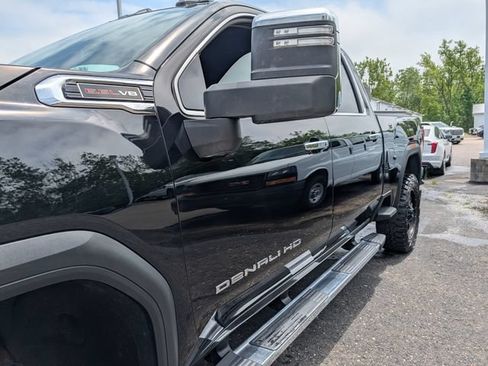 Used 2023 GMC Sierra 2500 Denali AWD/4WD image 4