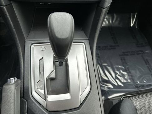 Used 2023 Subaru Crosstrek 2.0i image 23