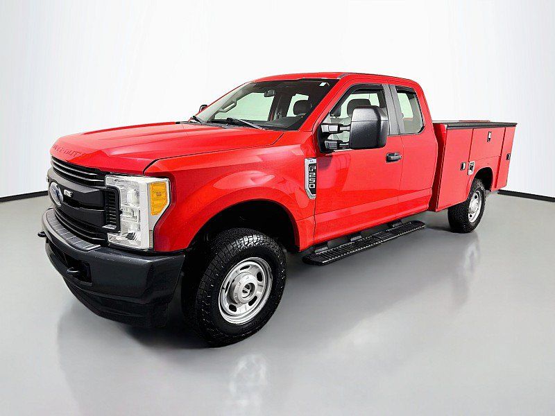 Used 2017 Ford F250 XL AWD/4WD image 3
