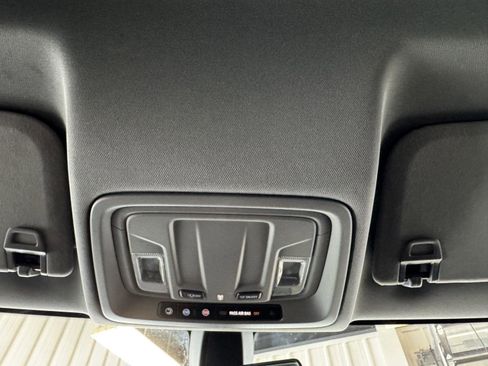 Used 2020 Chevrolet Silverado 1500 LT w/ Remote Start Package image 28