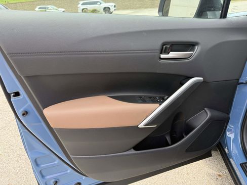 Used 2026 Toyota Corolla Cross XLE FWD image 4