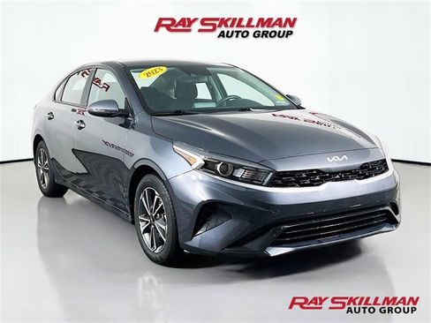 Used 2023 Kia Forte LXS w/ LXS Technology Package image 1