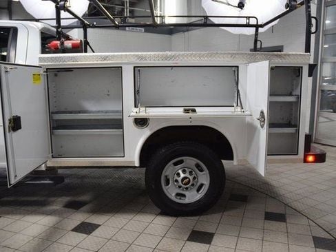 Used 2024 Chevrolet Silverado 2500 W/T w/ WT Convenience Package image 42