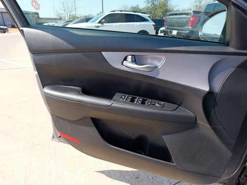 Certified 2024 Kia Forte LXS image 20