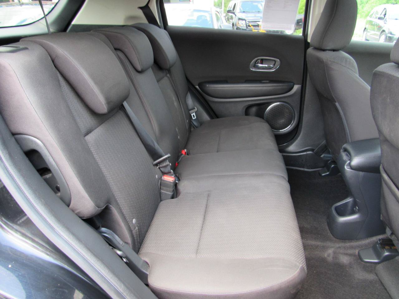 Used 2016 Honda HR-V EX image 8