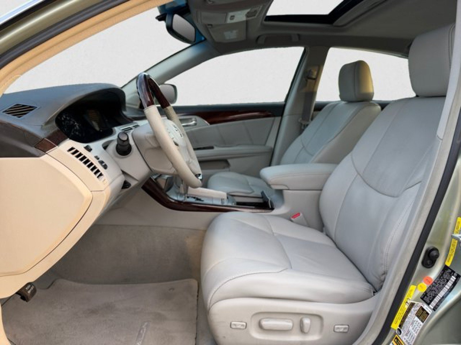 Used 2009 Toyota Avalon Limited FWD image 10