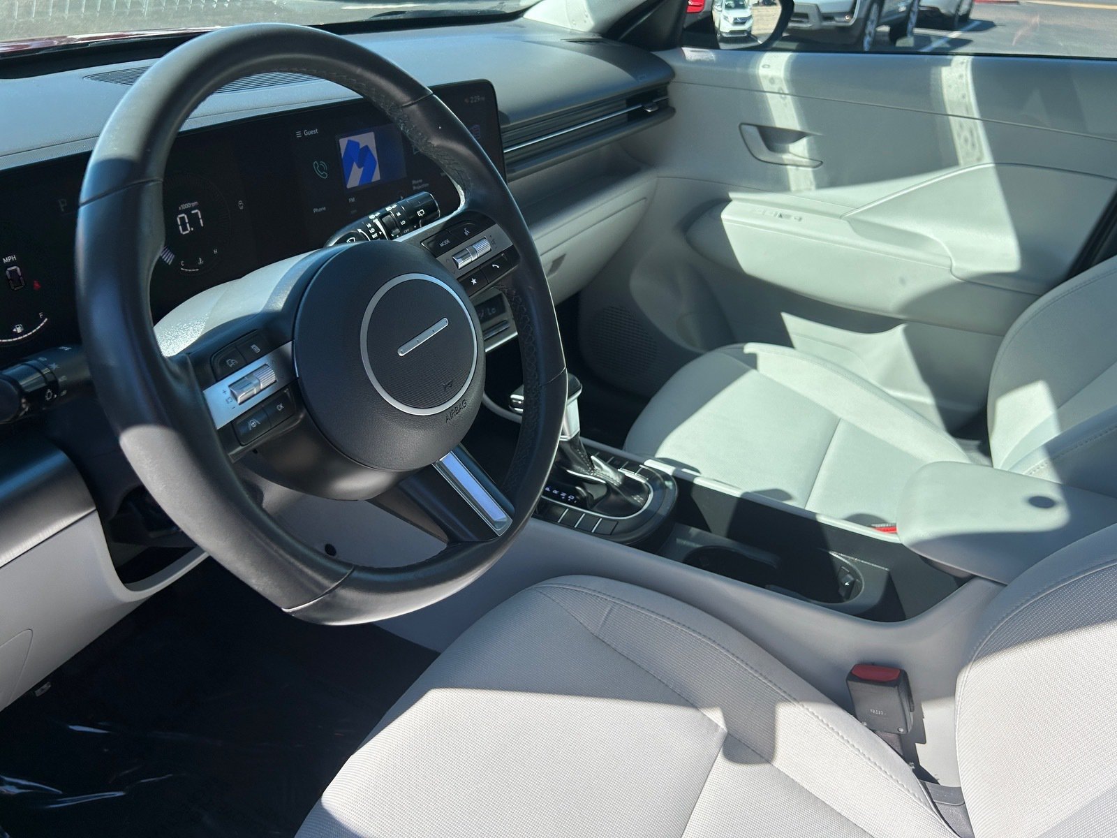 Used 2025 Hyundai Kona SEL FWD image 19
