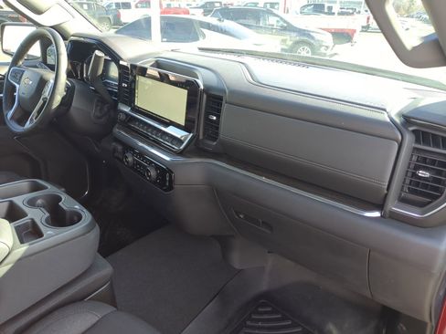 Used 2024 Chevrolet Silverado 1500 LT w/ Safety Package image 34