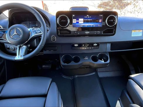 New 2026 Mercedes-Benz Sprinter 2500 image 5