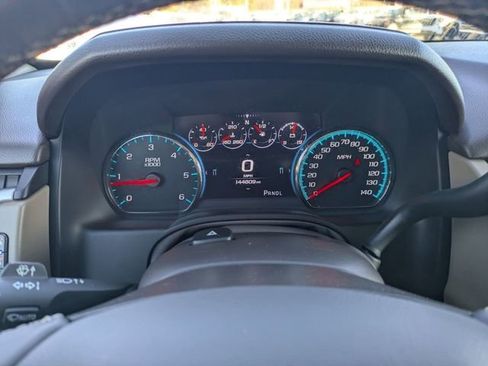 Used 2017 GMC Yukon SLT w/ Premium Edition image 19