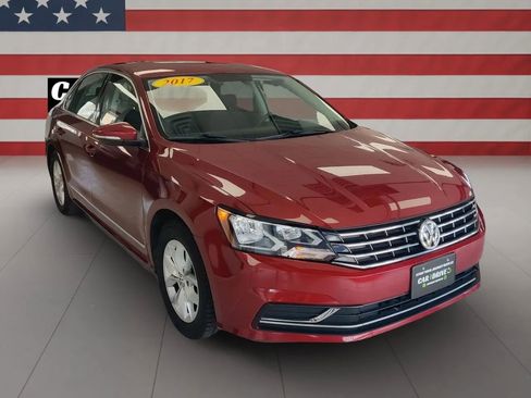 Used 2017 Volkswagen Passat 1.8T S image 3