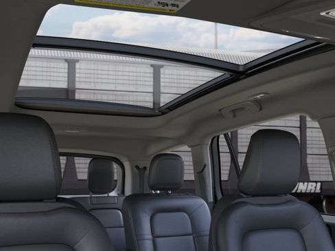 New 2026 Lincoln Aviator AWD image 22