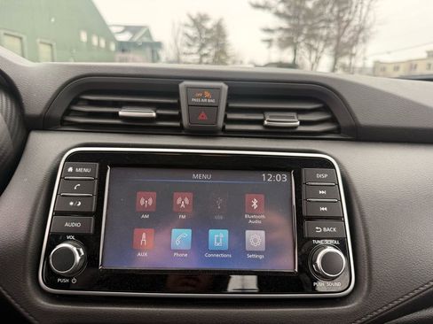 Used 2020 Nissan Versa S image 21