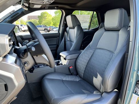 New 2026 Toyota 4Runner TRD Off-Road Premium AWD/4WD image 24