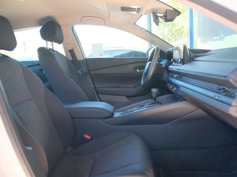 Used 2025 Honda Accord LX image 29