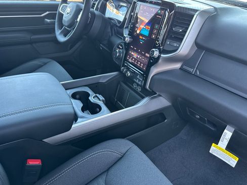 New 2026 RAM 1500 Big Horn AWD/4WD image 14