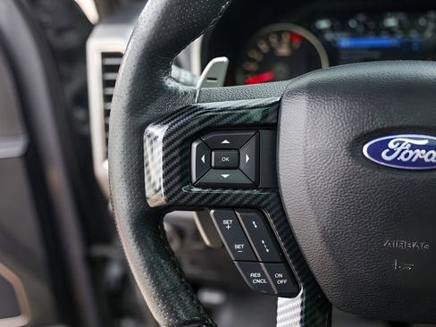 Used 2018 Ford F150 Raptor w/ Equipment Group 802A Luxury AWD/4WD image 17