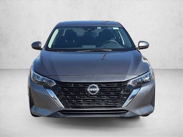 Used 2025 Nissan Sentra S FWD image 2
