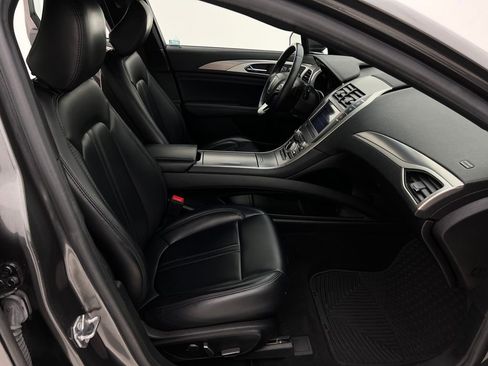 Used 2020 Lincoln MKZ AWD image 17