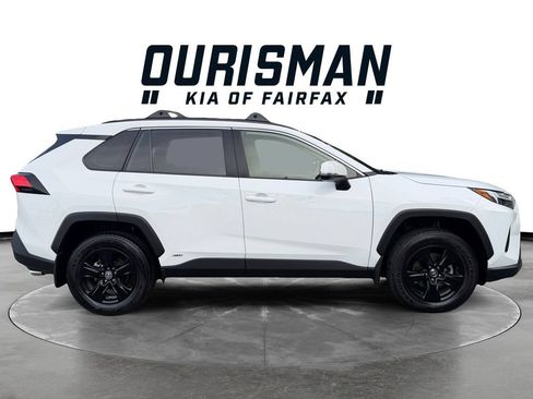 Used 2024 Toyota RAV4 XLE w/ Convenience Package AWD/4WD image 7
