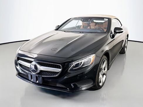 Used 2017 Mercedes-Benz S 550 Cabriolet image 4