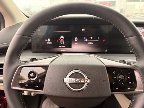 Certified 2025 Nissan Murano SV AWD/4WD image 29