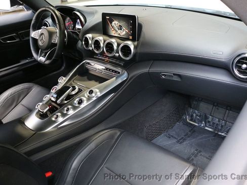 Used 2018 Mercedes-Benz AMG GT Roadster image 26