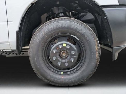 New 2026 RAM 3500 Tradesman AWD/4WD image 10
