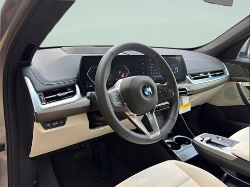 New 2026 BMW X1 xDrive28i w/ Technology Package AWD/4WD image 9