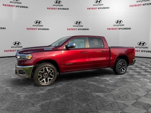 Used 2026 RAM 1500 Laramie AWD/4WD image 7