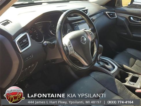 Used 2016 Nissan Rogue SL image 11
