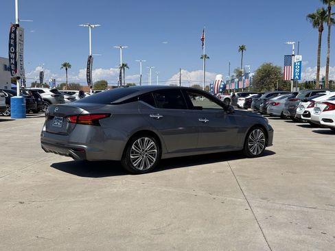 Used 2023 Nissan Altima 2.5 SL FWD image 8