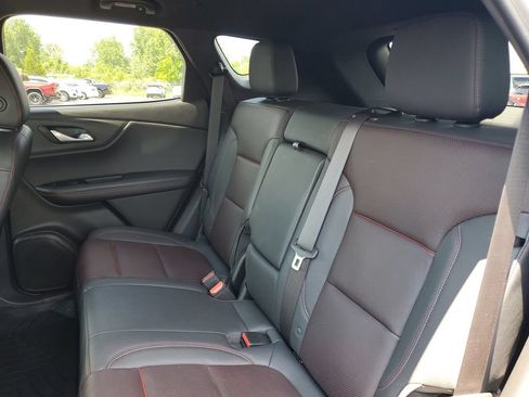 Used 2022 Chevrolet Blazer RS w/ Enhanced Convenience Package FWD image 29