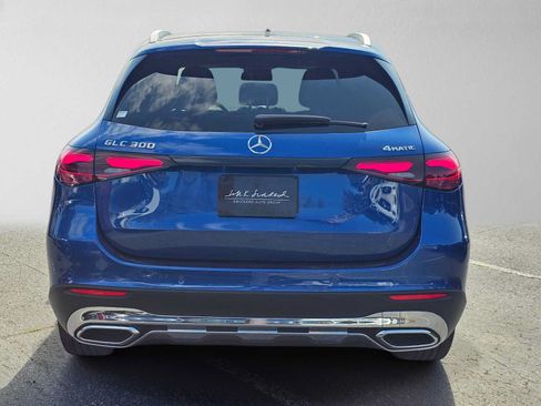 Used 2026 Mercedes-Benz GLC 300 4MATIC image 4