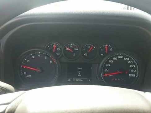 Used 2020 Chevrolet Silverado 1500 Custom Trail Boss w/ Custom Convenience Package image 23