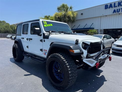Used 2019 Jeep Wrangler Unlimited Sport S AWD/4WD image 2