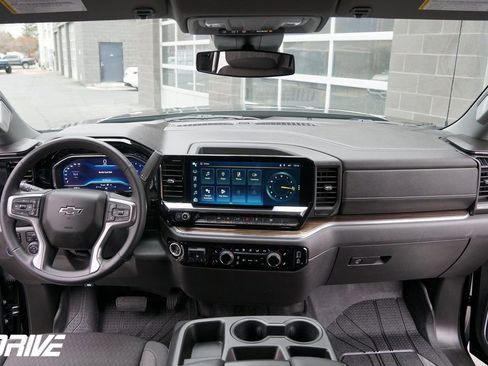 Used 2024 Chevrolet Silverado 1500 RST w/ Protection Package AWD/4WD image 37