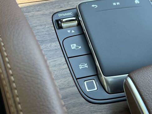 New 2026 Mercedes-Benz GLE 580 4MATIC image 40