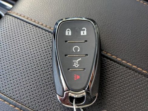 Used 2020 Chevrolet Traverse Premier w/ Redline Edition FWD image 31