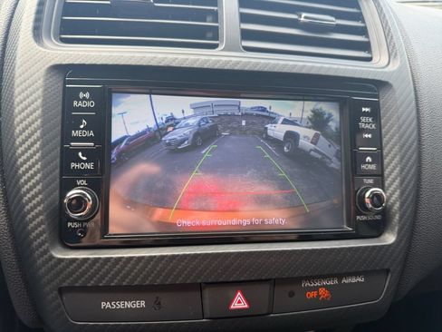 Used 2024 Mitsubishi Outlander Sport ES AWD/4WD image 18
