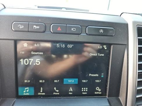 Used 2018 Ford F150 Platinum w/ Equipment Group 701A Luxury AWD/4WD image 17