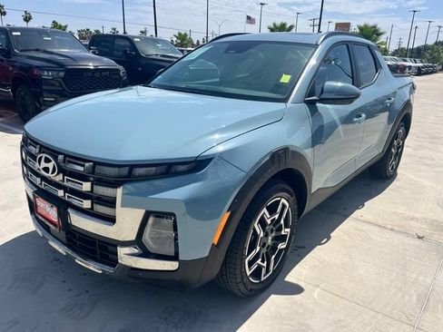Used 2026 Hyundai Santa Cruz Limited AWD/4WD image 3
