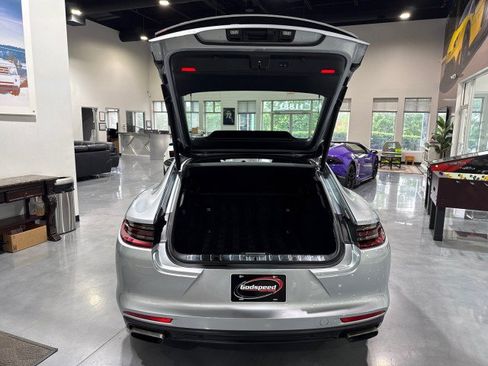 Used 2018 Porsche Panamera RWD image 15