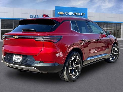 Certified 2024 Chevrolet Equinox EV LT w/ LPO, Trailering Package FWD image 7