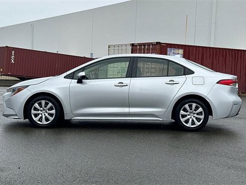 Used 2020 Toyota Corolla LE image 7