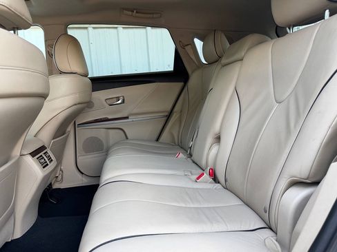Used 2009 Toyota Venza FWD image 11