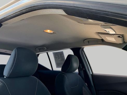 Used 2019 Nissan Kicks S FWD image 13