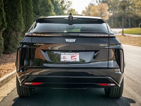 Used 2024 Cadillac Lyriq Tech image 17