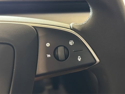 Used 2025 Tesla Model 3 Long Range RWD image 23