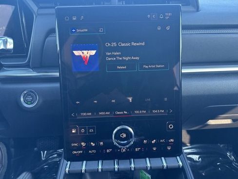 Certified 2026 GMC Terrain Elevation w/ Elevation Premium Package image 22